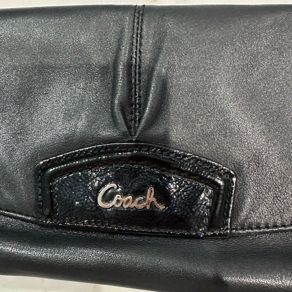 COACH Leather wristlet - Picture 3 of 4